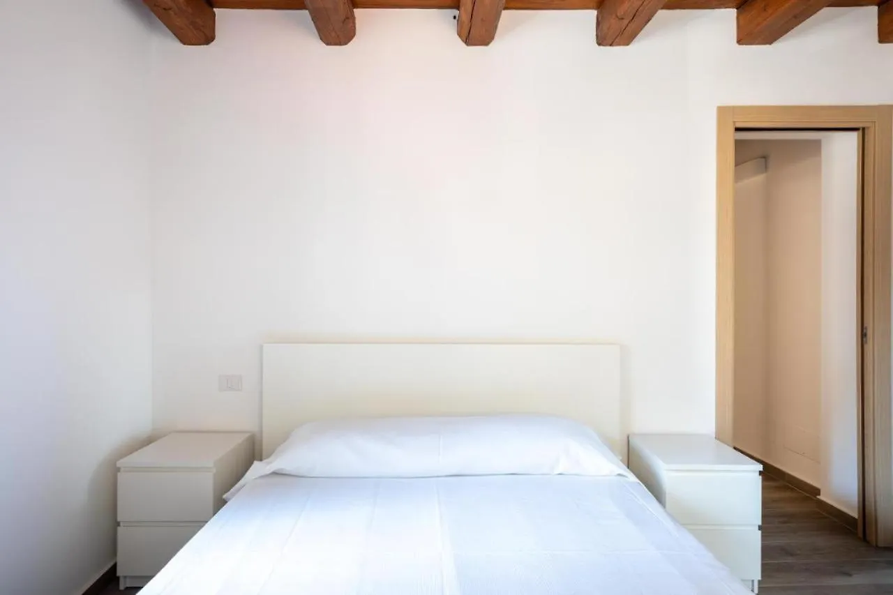Casa Azzurra - Palazzo Del Buonpastore Palermo 0*,
