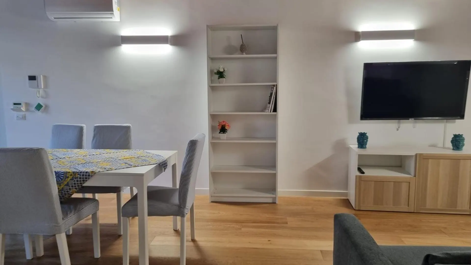 Casa Azzurra - Palazzo Del Buonpastore Palermo 0*,  Italy